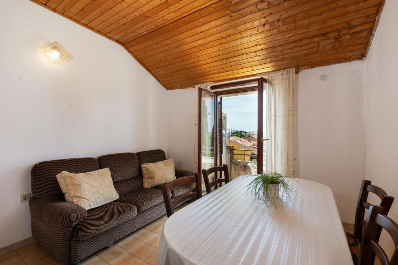 Apartments And Room Pergola Rovinj Eksteriør bilde